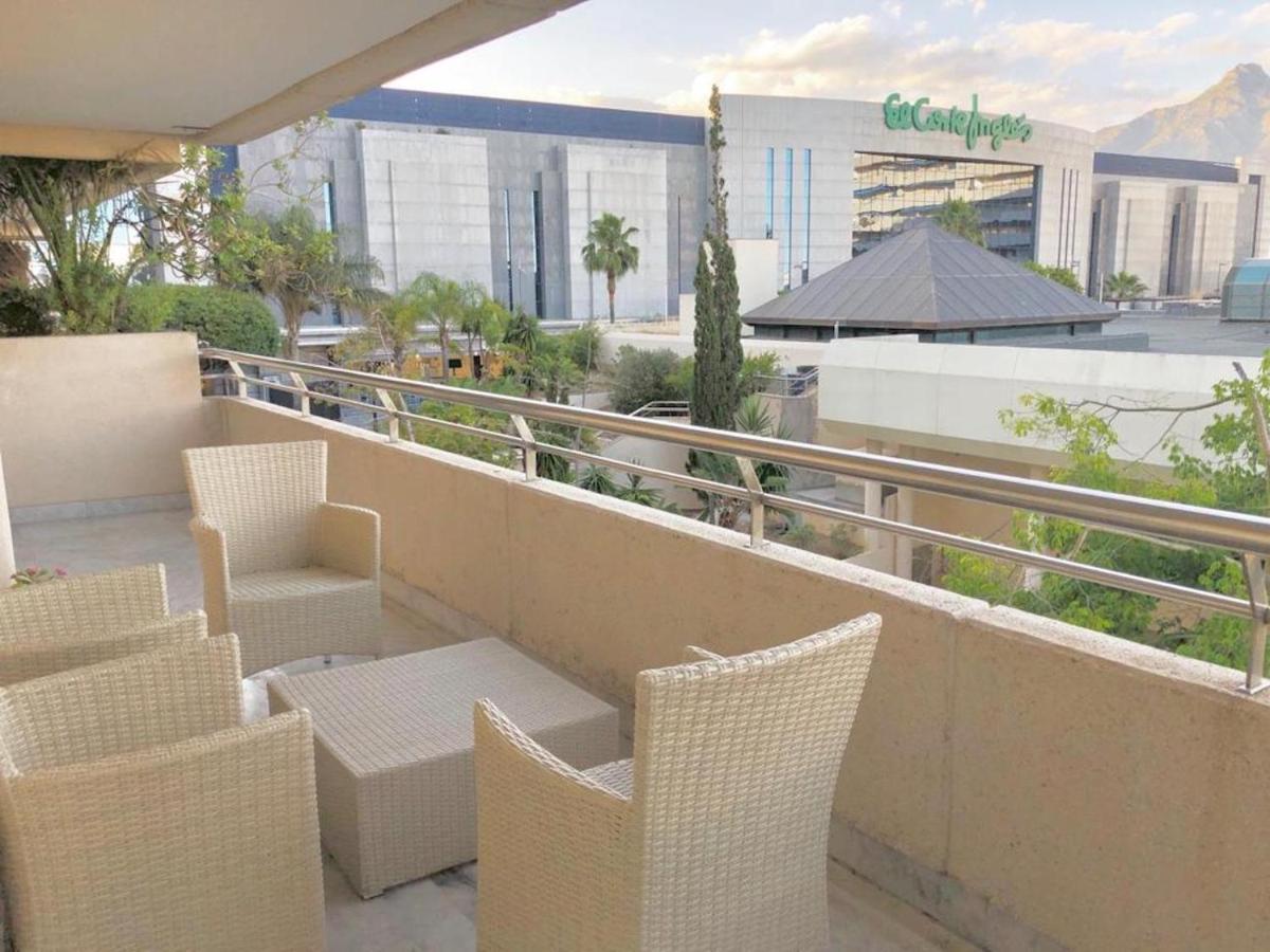 Apartment Center Puerto Banus *