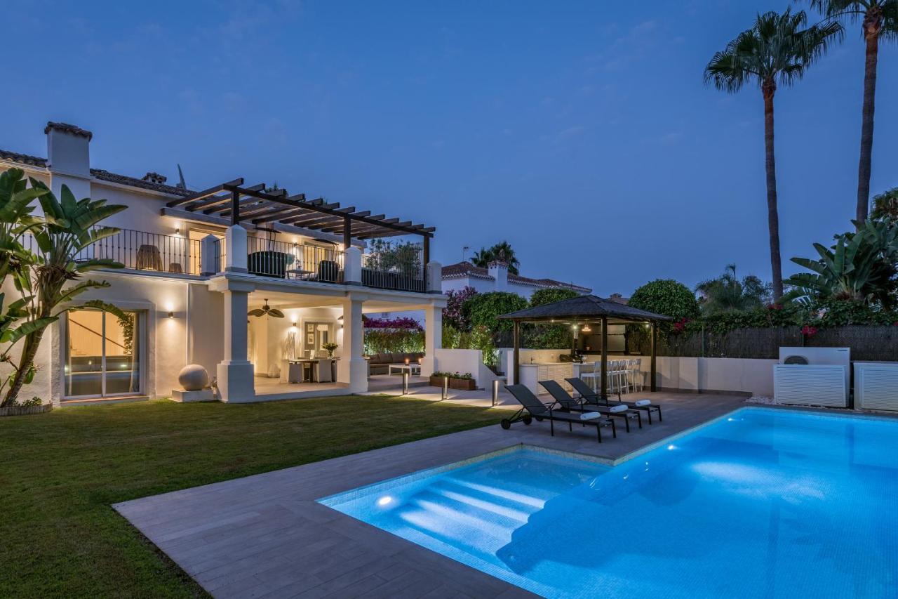 Villa New Zacaluca Pool Sauna & Gym - Happy Rentals Villa