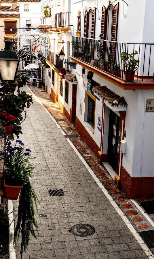 Total (adults Only) * Marbella
