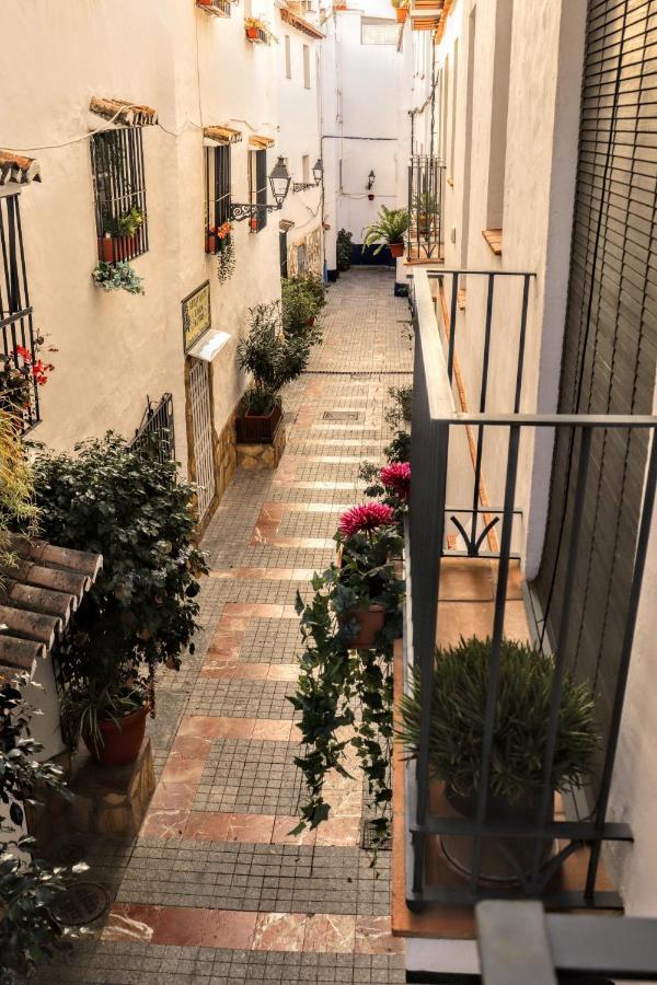 Total (adults Only) Apartment *