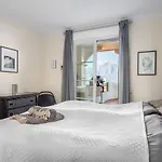 Beautiful 2 Bed Apt With Amazing Views - Rdr203