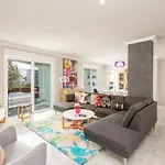 4 Bedroom Apartment In Puerto Banus 150 Meters From The Beach