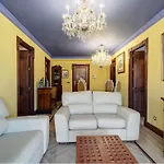 Apartamento De 2 Habitaciones En Marbella Centro