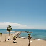 Lujoso Apartamento De 2 Dormitorios En Banus