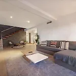 Modern Villa Close To Costabella Beach