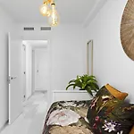 Two Bedroom Apartment In Puerto Banus With Terrace
