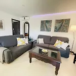 Magnifica Vivienda A 650M De La Playa En Marbella