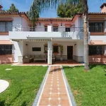 Villa Giovanni - Marbella Center - Heated Pool