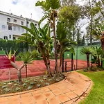 Livescape Medina Garden