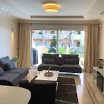 Laegenhet Med 4 Pooler, Gym, Restaurang & Spa Jaette Naera Puerto Banus & Golf