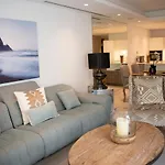 2 Bedroom Luxury Apartment Inside Puente Romano Hotel