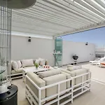 LAB5- Modern3 bedroom penthouse San Pedro