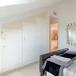 4 Bedroom Apartment In Noray, San Pedro Beach