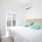 Frontal Beach View Apartment With Spacious Balcony