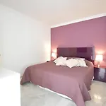 Beautiful Apartment In Hotel Del Golf-Las Brisas Marbella