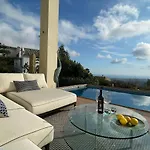 Villa Olga Marbella- Golden Mile -Breathtaking Sea View- Private Pool