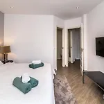 Lovely 1 Bdrm Rental Unit W/ Pool In Puerto Banus
