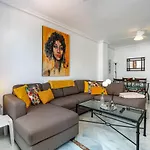 Lovely 2 Bedroom Locrimar V Walk To Beach Rdr260