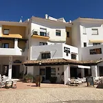 Charming 2 Bed Apartment Next To Cabopino Beach, Spain