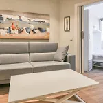 Apt. P/4 1 Min From The Beach W/Pool In Marbella