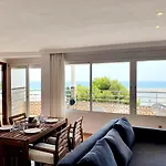 Luna Beach Seafront