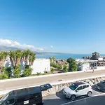 First Line Beach Apartment - Puerto Banus