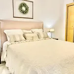 Ricardo Soriano 16 Studio - EaW Homes