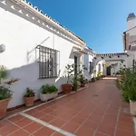 First Line Beach Apartment - Puerto Banus