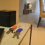 Marbella Center 3Br By Houselogy