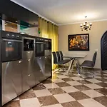 Villa In Puerto Cabopino