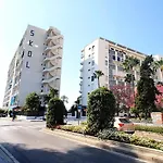 Skol 440. Nice 1 Bed Apartment With Sea Views In Marbella Centre.