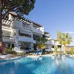 Luxurious 80M² Studio Apartment, Stunning Sea Views - Rio Real Golf, Marbella