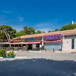 Modern Apartment In Elviria, Golf, Fun & Beach