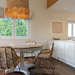 Villa Madrugada, Beachside Villa In Costabella