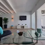 2 Bedroom Frontline Puerto Banus Best Views Rdr299