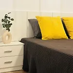 Elegant 2Br Apt In Residential Area / Rooftop Pool