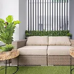 Marbella Luxury Brand New 2-Bedroom Apartment, 3 Min Walk To The Beach!