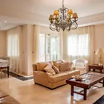 House In Puerto Banus And San Pedro 50M From The Sea With Private Pool
