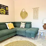 Alvarito Beach - Eaw Homes