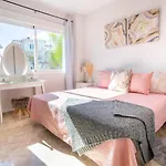2Bdr Penthouse, Los Naranjos, W/Pool, 2Km P.Banus