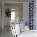 High-End 2 Bedroom Sea View Apartment In Puerto Banus