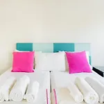 Boutique Townhouse With Hot Tub Near Puerto Banus