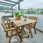 Amazing Old Town Penthouse II - Eaw Homes