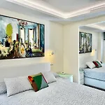 Atenas Center Of Marbella - Eaw Homes