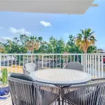 Beach Front Flat With Sea Views