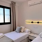 Penthouse Rs 38 Marbella Center - Eaw Homes