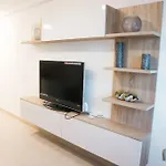 Apartamento Centrico Y En Primera Linea De Playa.