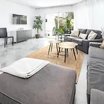 Stunning 4-Bedroom Townhouse With Breathtaking Views In Marbella