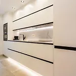 Sea Views In Heart Of Marbella By The Beach