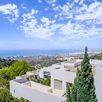 Luxury Apartment In Samara Resort